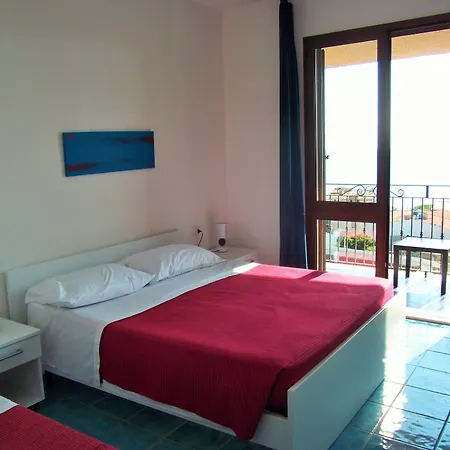 Hotel Bellavista S'Archittu 3*